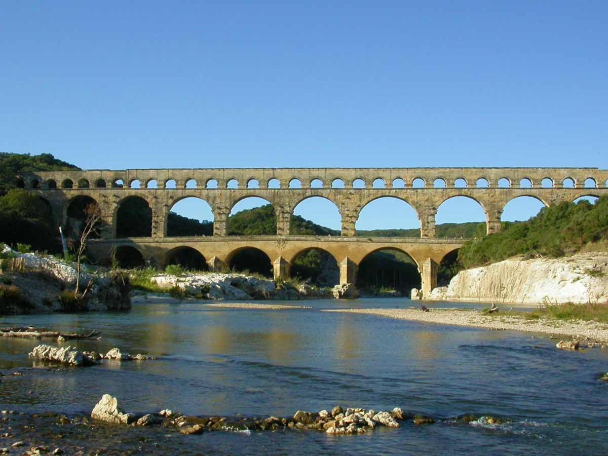 Gite Esprit Colibri Pont-Saint-Esprit Exterior foto